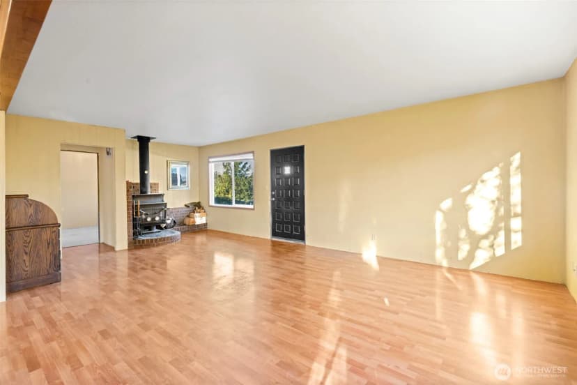 Property photo for 206 E Vashon Avenue, Port Angeles photo 8
