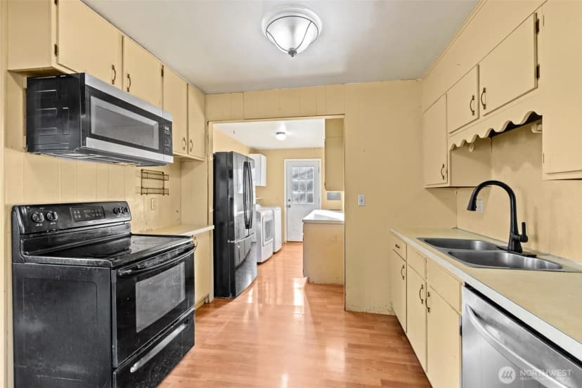 Property photo for 206 E Vashon Avenue, Port Angeles photo 10