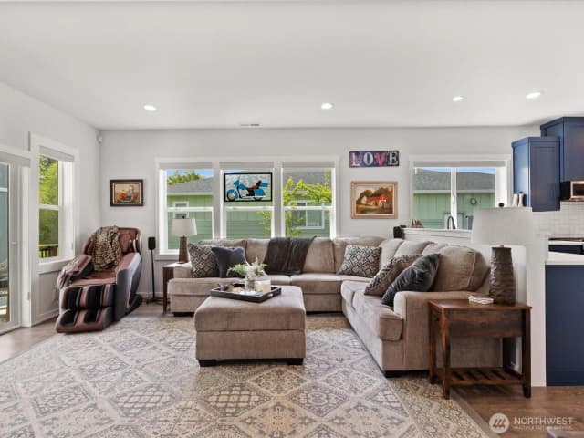 Property photo for 880 S Pine Street, Burlington photo 5