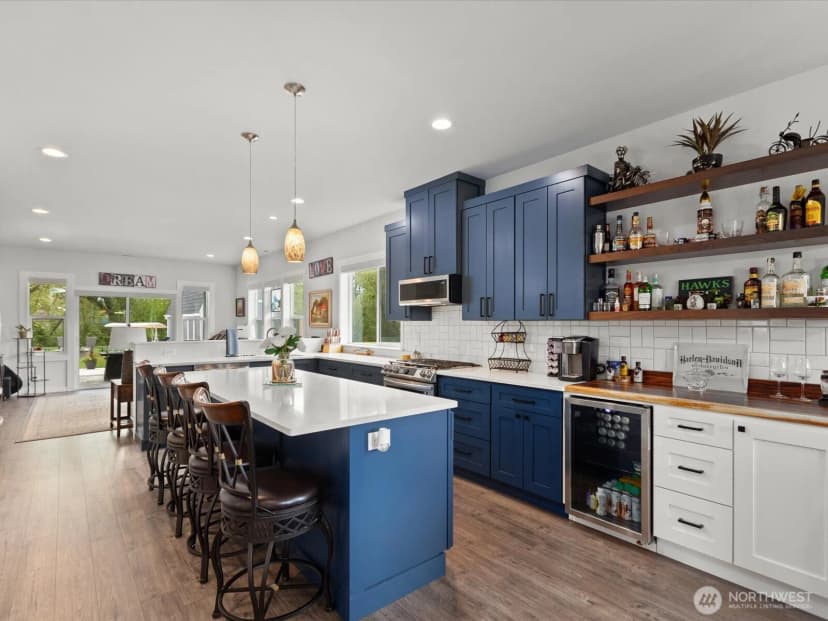 Property photo for 880 S Pine Street, Burlington photo 11
