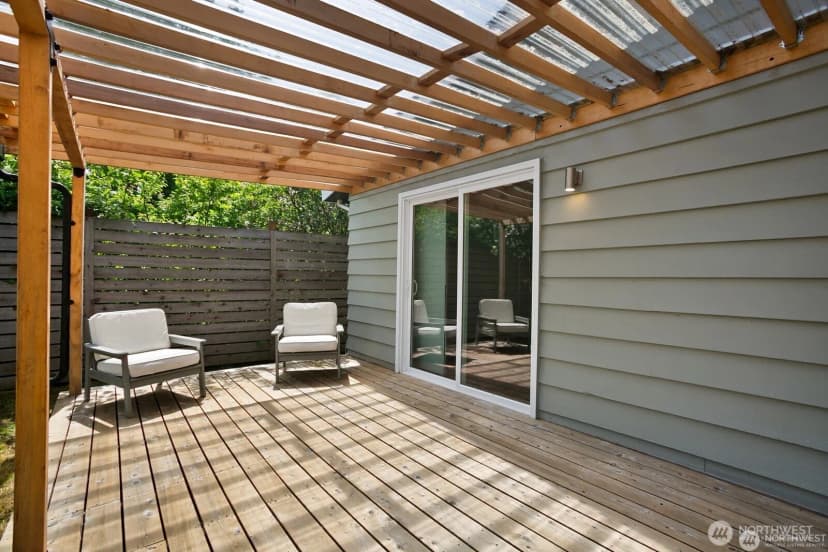Property photo for 8826 10th Avenue Sw, Seattle photo 18