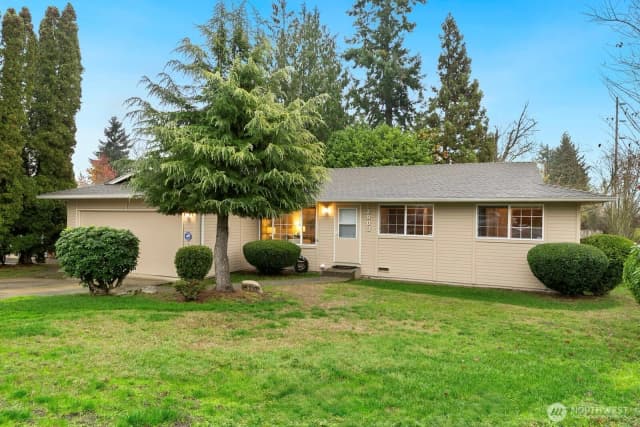 Property photo for 12903 Se 160th Street, Renton