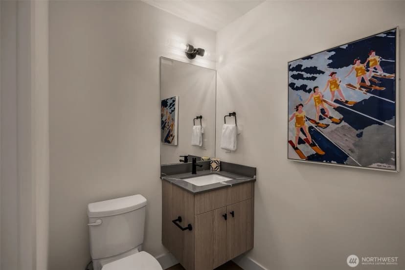 Property photo for 809 W Armour Street, Seattle photo 15