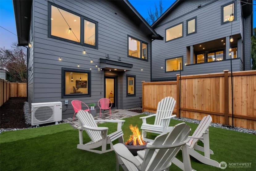 Property photo for 809 W Armour Street, Seattle photo 31