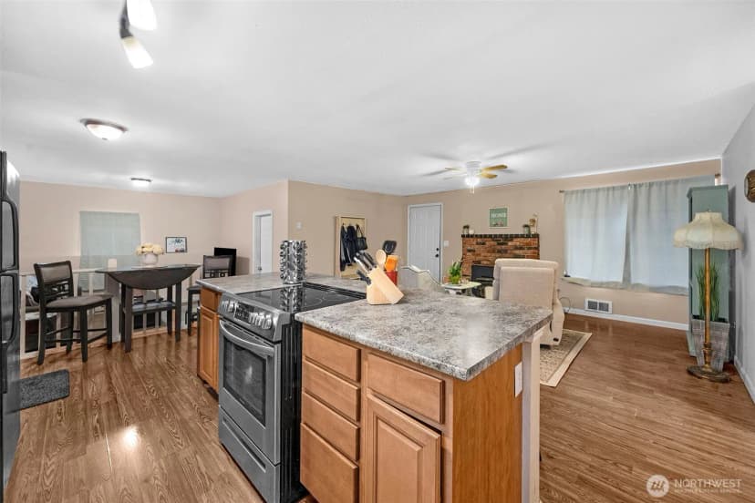 Property photo for 13723 36th Drive Nw, Tulalip photo 6
