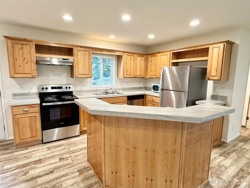 Property photo for 871 Spruce Street Se, Olympia photo 15