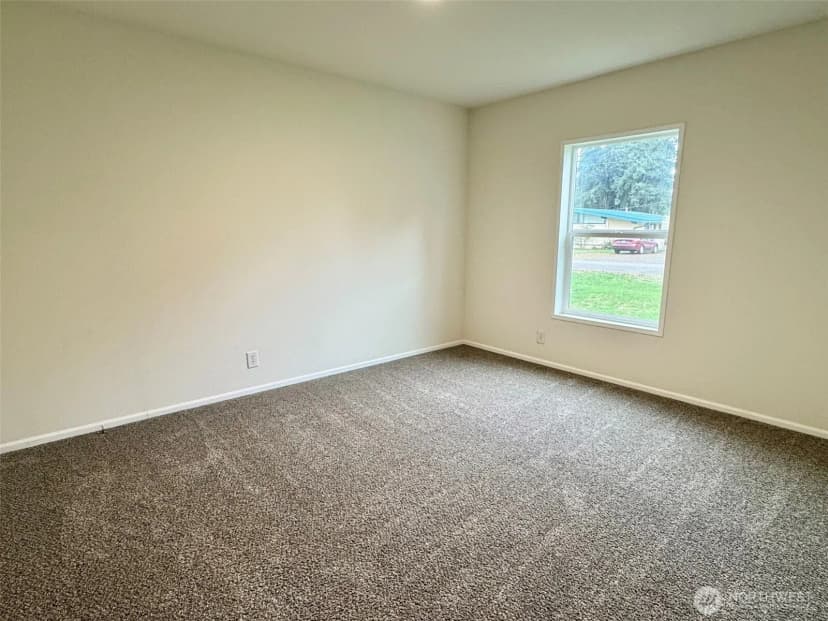 Property photo for 871 Spruce Street Se, Olympia photo 21