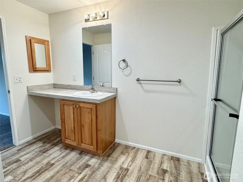 Property photo for 871 Spruce Street Se, Olympia photo 10