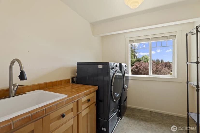 Property photo for 27 148th Place Sw, Lynnwood photo 28