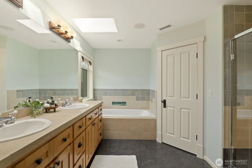 Property photo for 27 148th Place Sw, Lynnwood photo 23