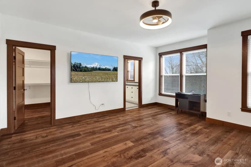 Property photo for 400 E Front Street, Lynden photo 15