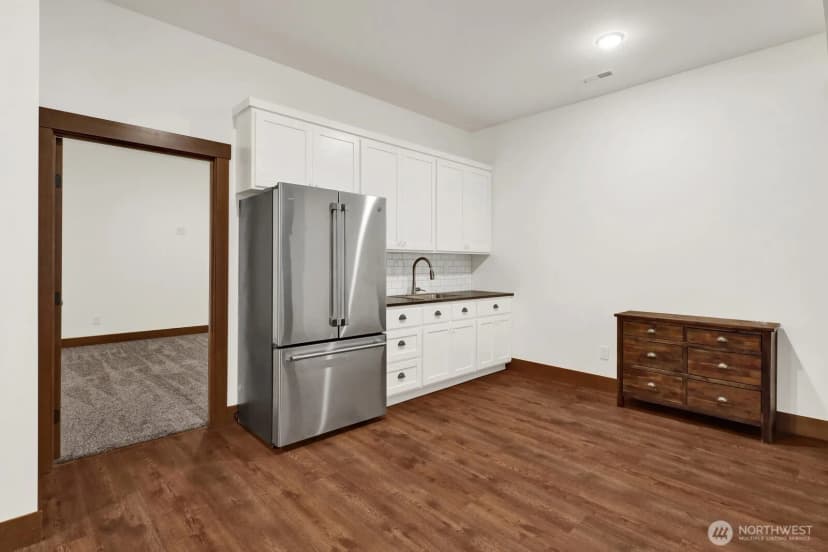 Property photo for 400 E Front Street, Lynden photo 21