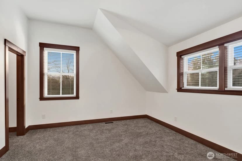 Property photo for 400 E Front Street, Lynden photo 24