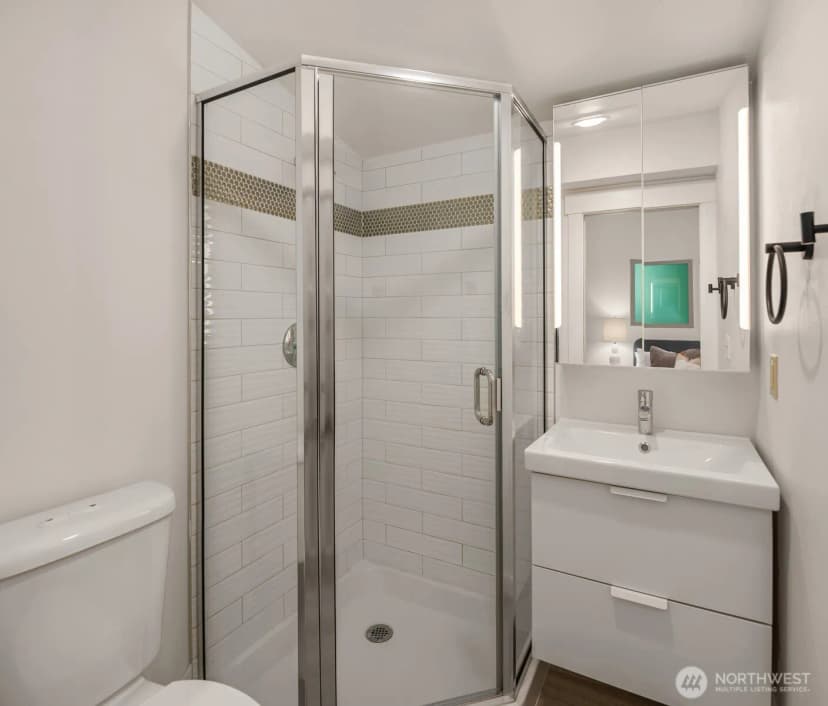 Property photo for 12013 9th Avenue Nw #b, Seattle photo 20