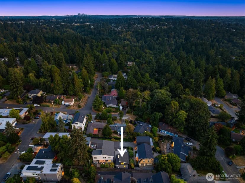 Property photo for 12013 9th Avenue Nw #b, Seattle photo 28
