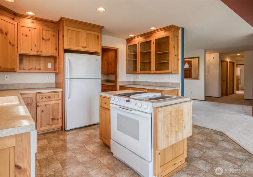 Property photo for 912 Bell Drive, Cosmopolis photo 9
