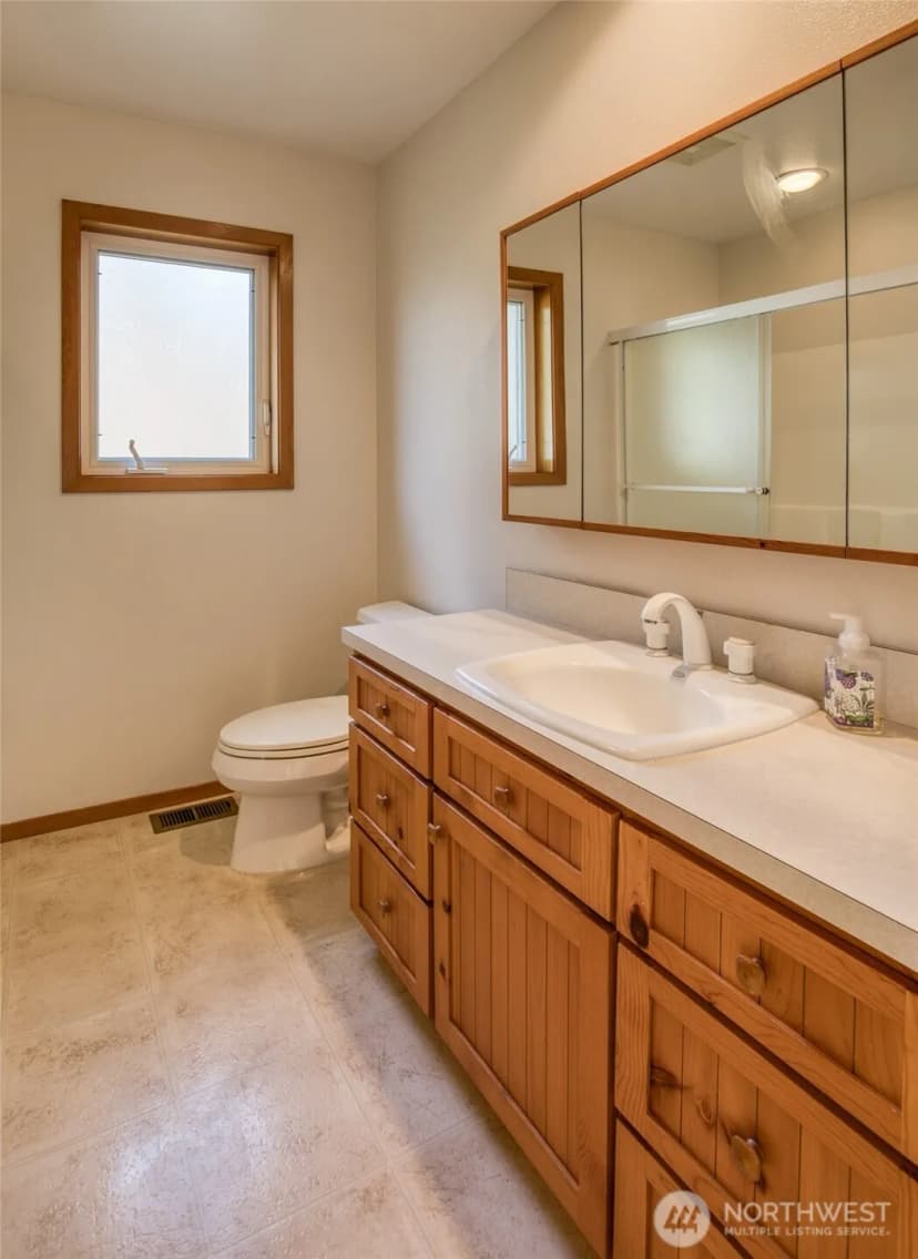 Property photo for 912 Bell Drive, Cosmopolis photo 21