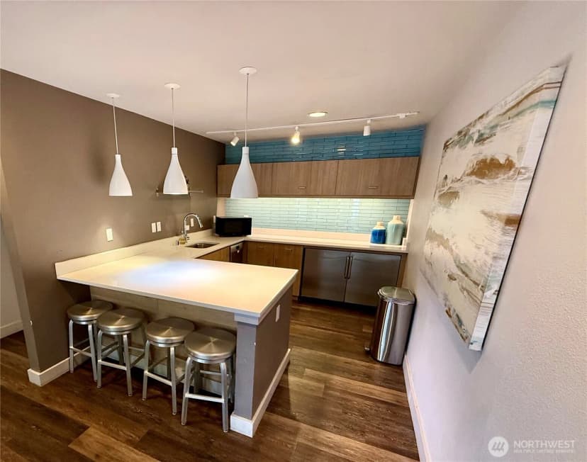 Property photo for 11815 93rd Lane Ne #203, Kirkland photo 22