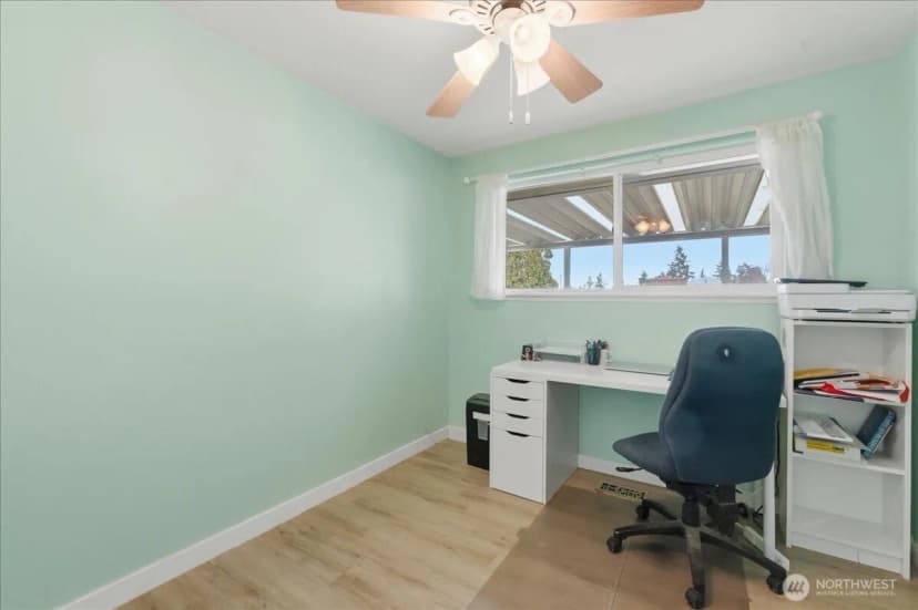Property photo for 818 Sw 120th Street, Seattle photo 17
