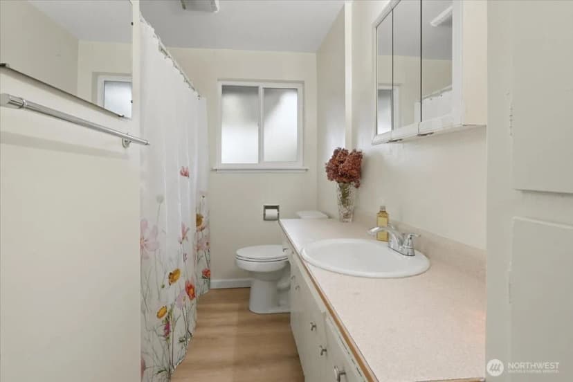 Property photo for 818 Sw 120th Street, Seattle photo 18