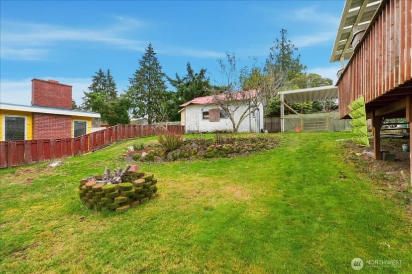 Property photo for 818 Sw 120th Street, Seattle photo 14