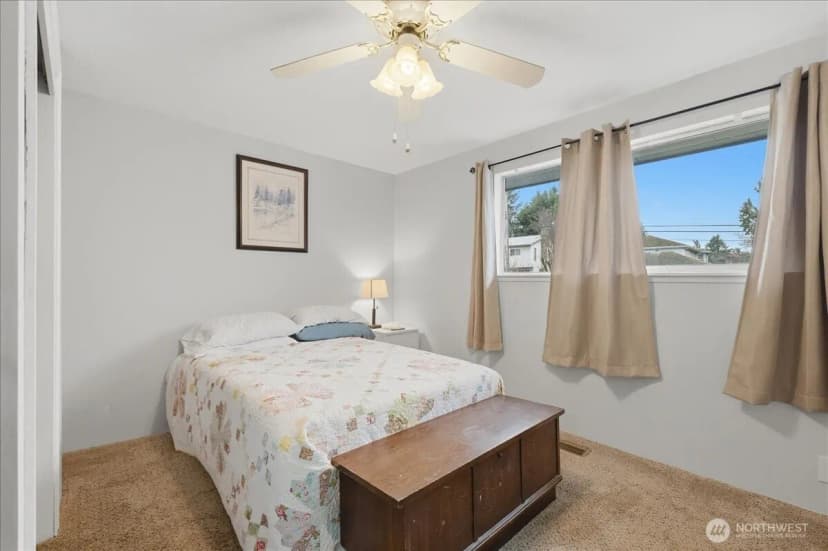 Property photo for 818 Sw 120th Street, Seattle photo 20