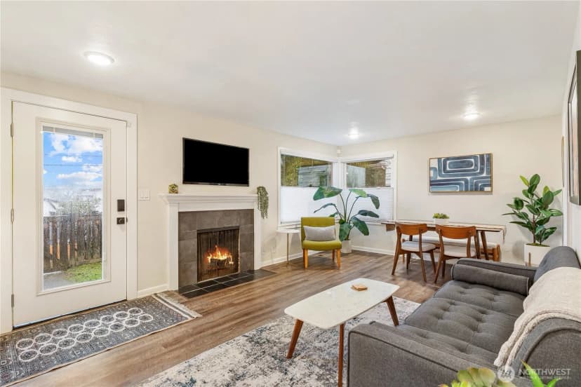 Property photo for 9018 14th Avenue Sw, Seattle photo 3