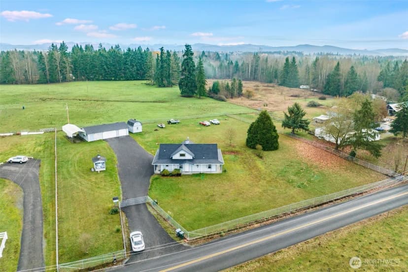 Property photo for 31321 Lebor Devore Road E, Eatonville photo 37