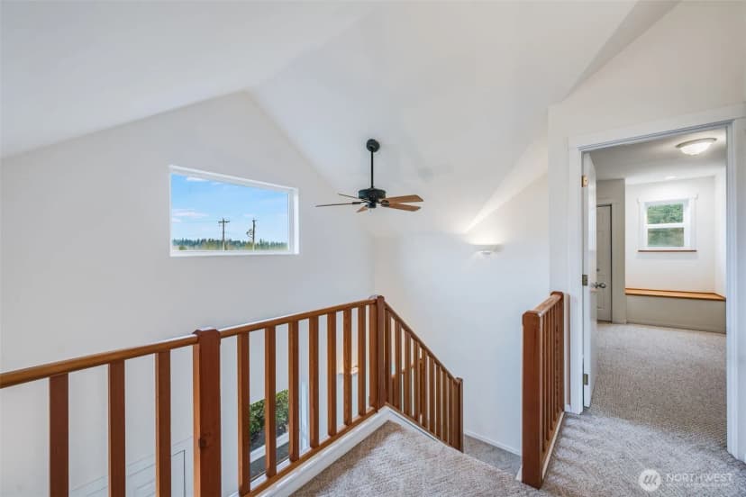 Property photo for 31321 Lebor Devore Road E, Eatonville photo 18