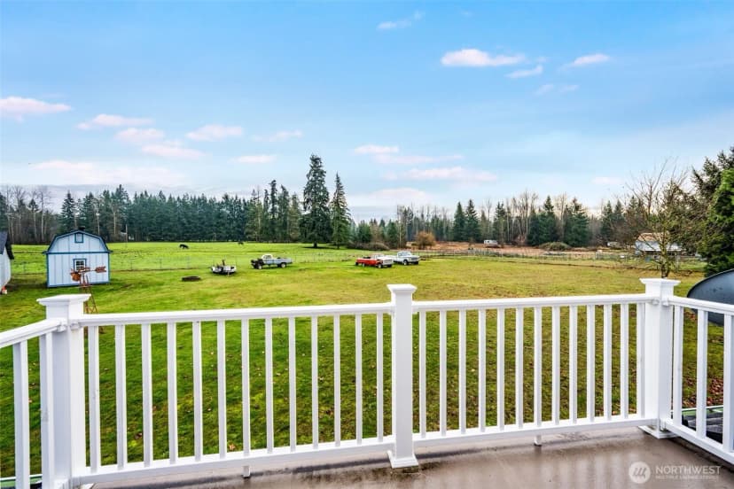 Property photo for 31321 Lebor Devore Road E, Eatonville photo 30