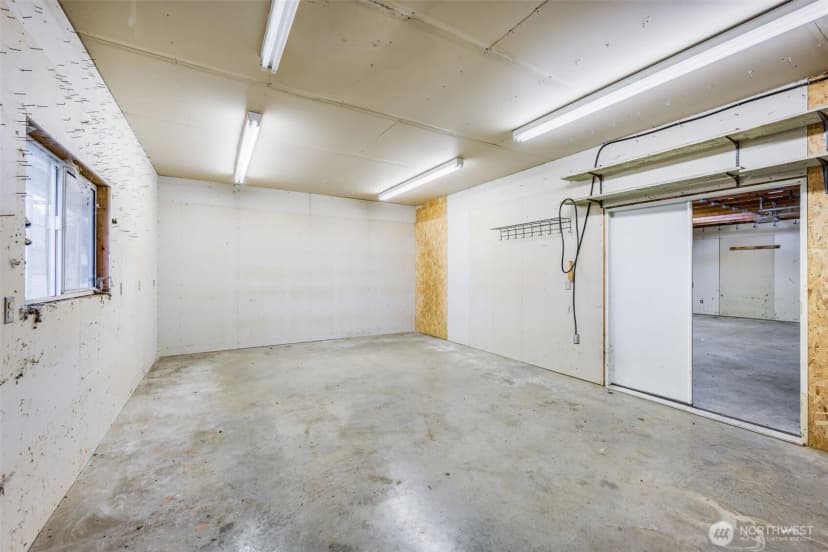 Property photo for 31321 Lebor Devore Road E, Eatonville photo 35