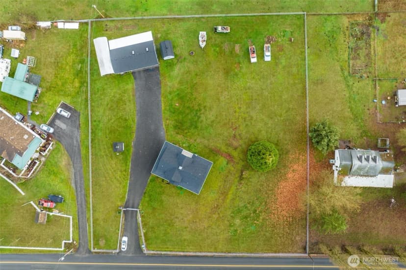Property photo for 31321 Lebor Devore Road E, Eatonville photo 38