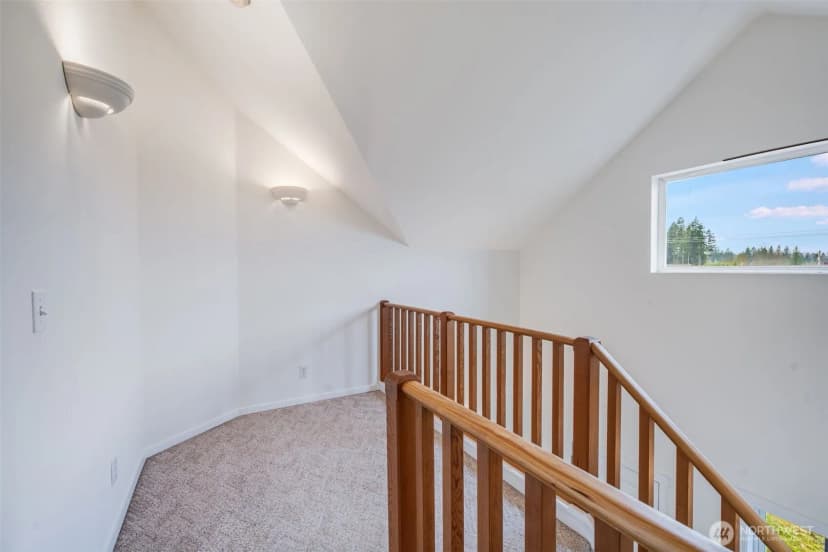 Property photo for 31321 Lebor Devore Road E, Eatonville photo 19