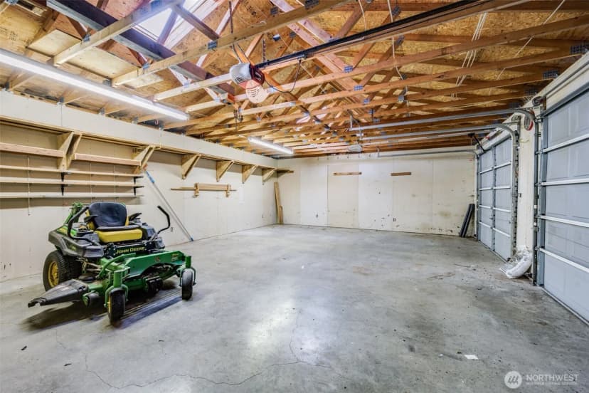 Property photo for 31321 Lebor Devore Road E, Eatonville photo 33