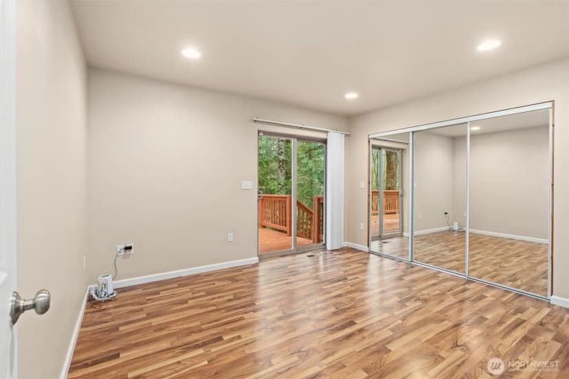 Property photo for 120 W Prairie Loop Road, Elma photo 20