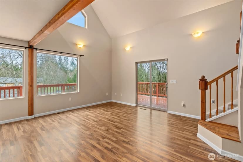 Property photo for 120 W Prairie Loop Road, Elma photo 16