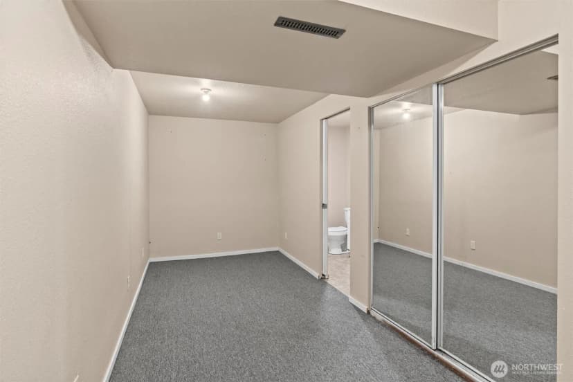 Property photo for 120 W Prairie Loop Road, Elma photo 34
