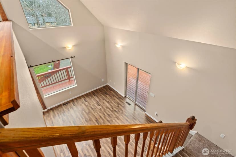Property photo for 120 W Prairie Loop Road, Elma photo 30