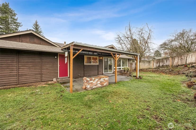 Property photo for 16608 127 Avenue Se, Renton photo 17