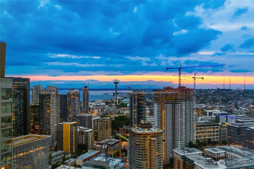 Property photo for 1808 Minor Avenue #ph203, Seattle photo 10