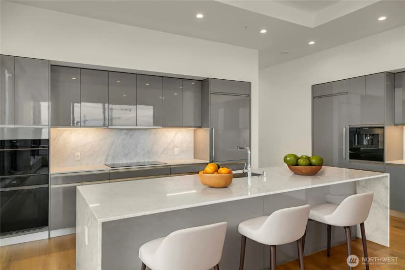 Property photo for 1808 Minor Avenue #ph203, Seattle photo 5