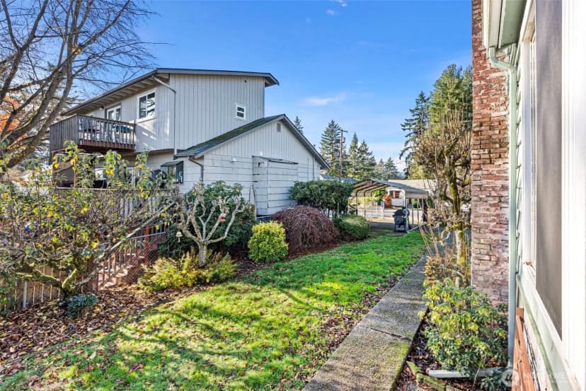 Property photo for 410 S Charleston Avenue, Bremerton photo 23