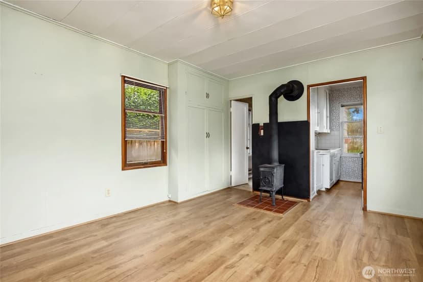 Property photo for 12231 12th Avenue Nw, Seattle photo 10