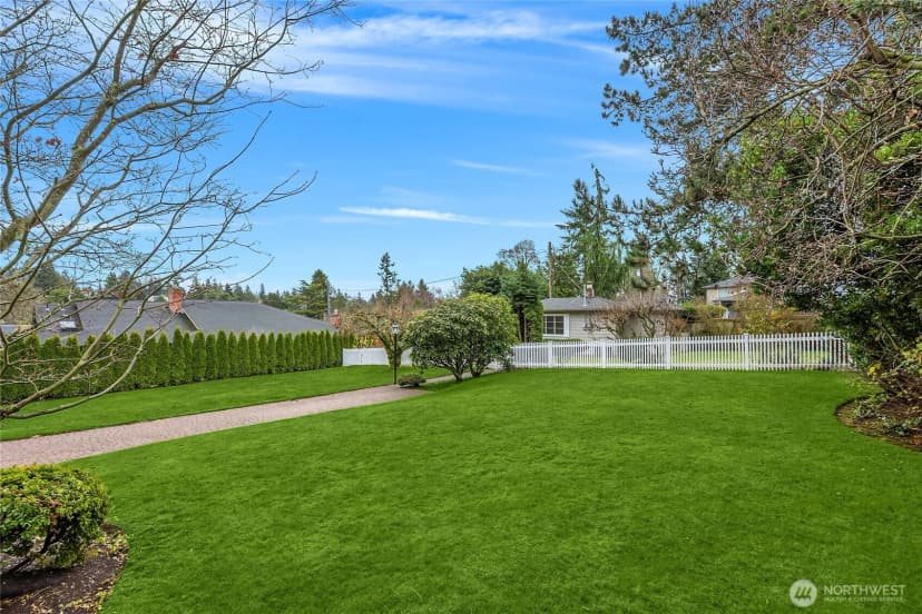 Property photo for 12231 12th Avenue Nw, Seattle photo 6