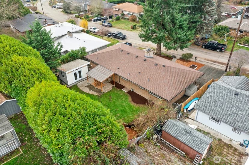 Property photo for 842 Lynnwood Avenue Ne, Renton photo 30