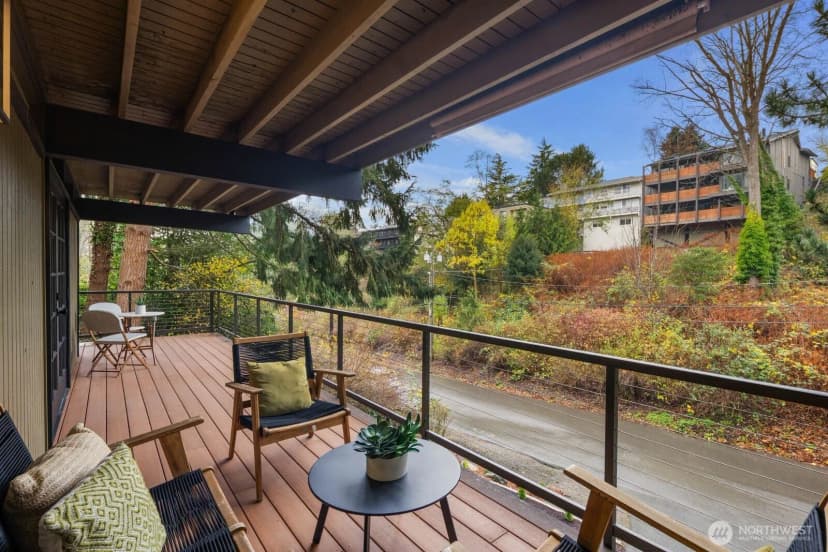 Property photo for 1644 32nd Avenue W, Seattle photo 27