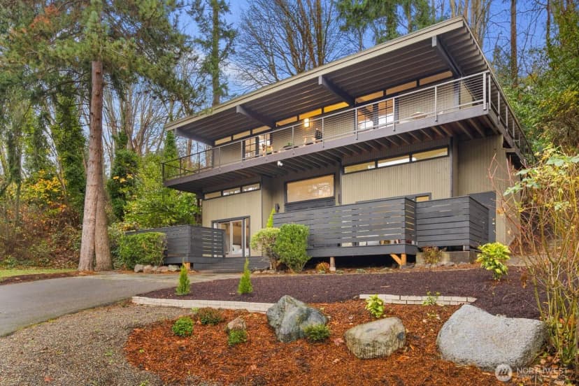 Property photo for 1644 32nd Avenue W, Seattle photo 40
