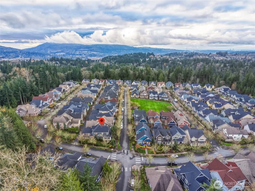 Property photo for 2197 Ne Natalie Way, Issaquah photo 38