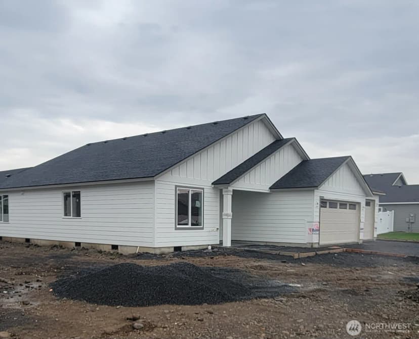 Property photo for 1154 8th Avenue Ne, Ephrata photo 3