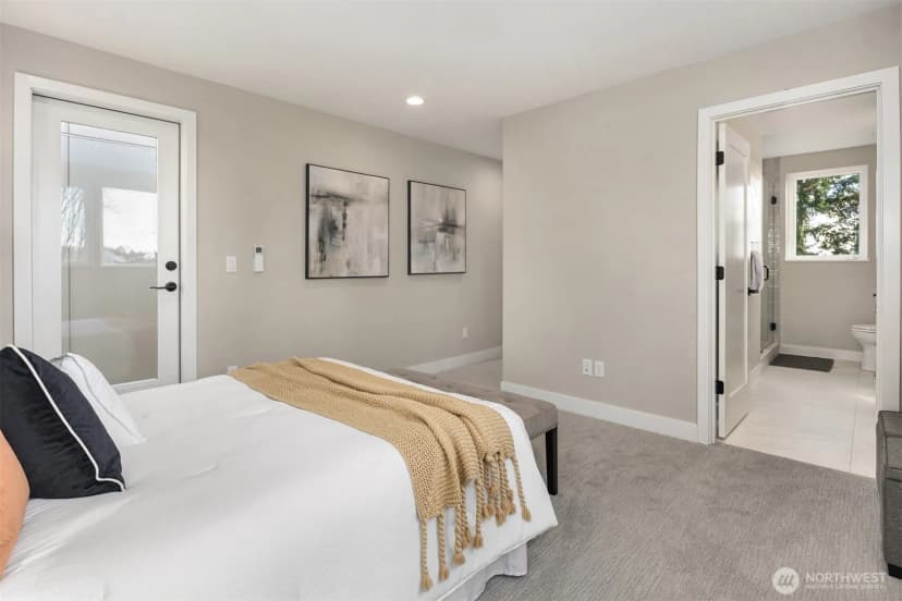 Property photo for 332 17th Avenue, Seattle photo 14